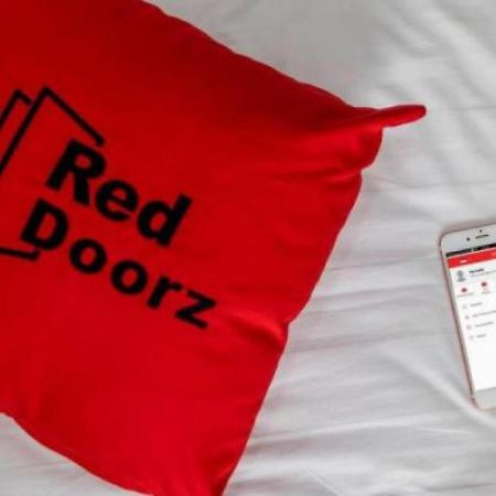 Reddoorz Plus Near Keraton Yogyakarta 2 Exterior photo