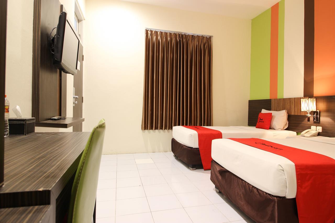 Reddoorz Plus Near Keraton Yogyakarta 2 Exterior photo