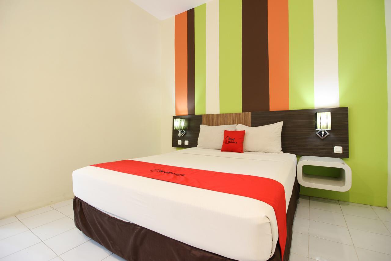 Reddoorz Plus Near Keraton Yogyakarta 2 Exterior photo