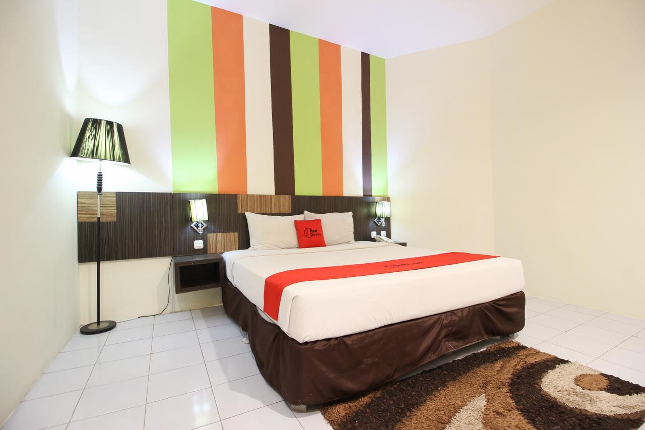 Reddoorz Plus Near Keraton Yogyakarta 2 Exterior photo
