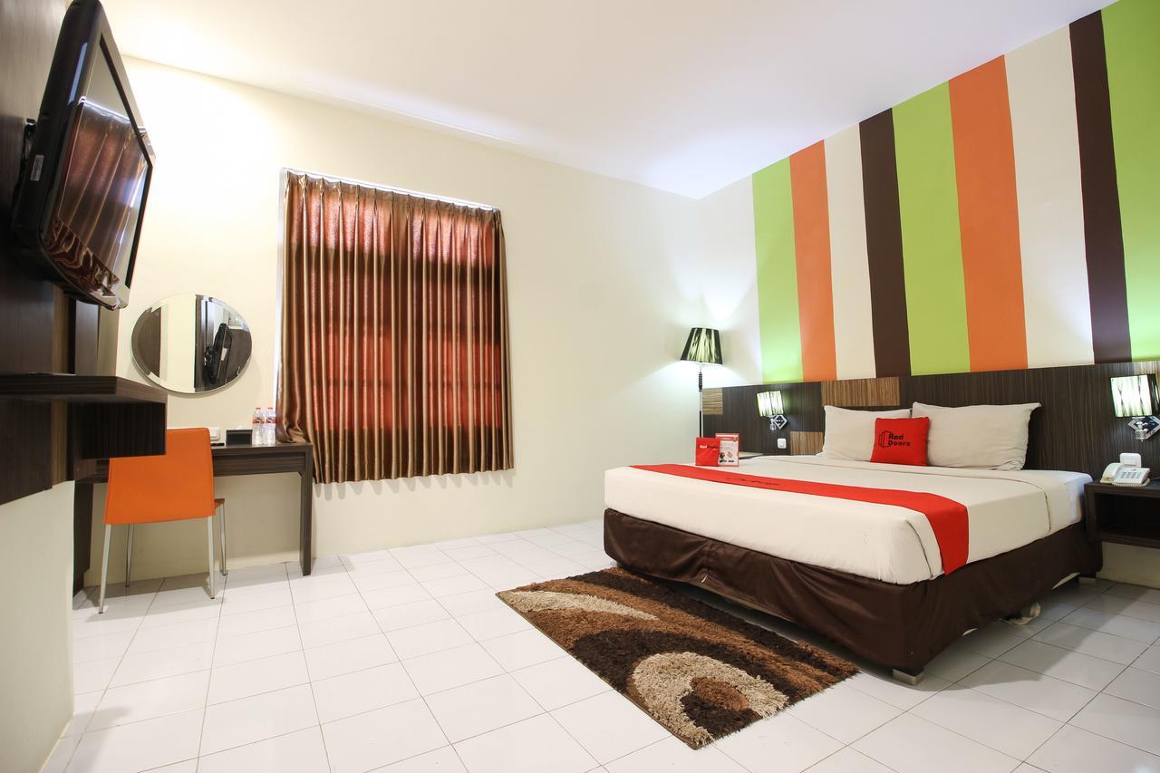 Reddoorz Plus Near Keraton Yogyakarta 2 Exterior photo