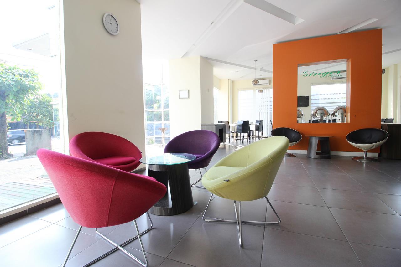 Reddoorz Plus Near Keraton Yogyakarta 2 Exterior photo